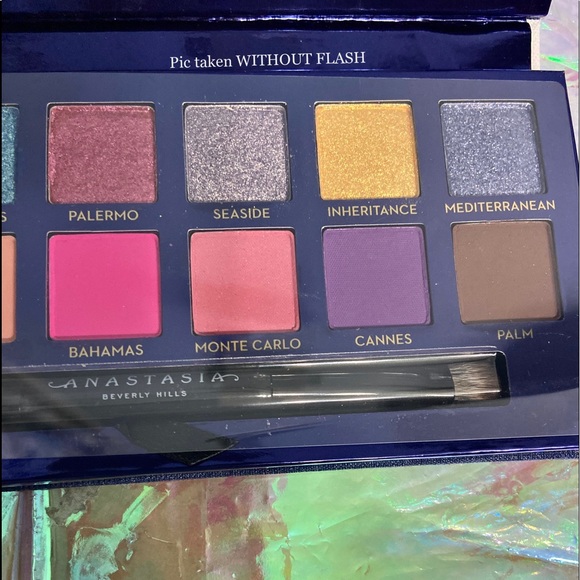 NWOB - ANASTASIA Riviera Eyeshadow Palette - Picture 9 of 16